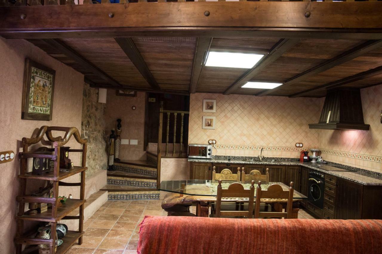 Casa De La Roca Apartment Albarracin Exterior photo